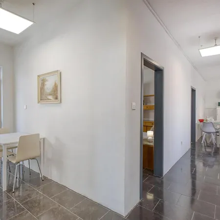 Comfortable 3br With Balcony, Ac & Wifi By 360 Estates *