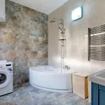 Daire Comfortable 3br With Balcony, Ac & Wifi By 360 Estates *