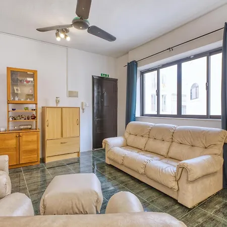 Comfortable 3br With Balcony, Ac & Wifi By 360 Estates Apartament Sliema