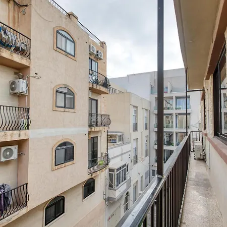 Comfortable 3br With Balcony, Ac & Wifi By 360 Estates Apartman *