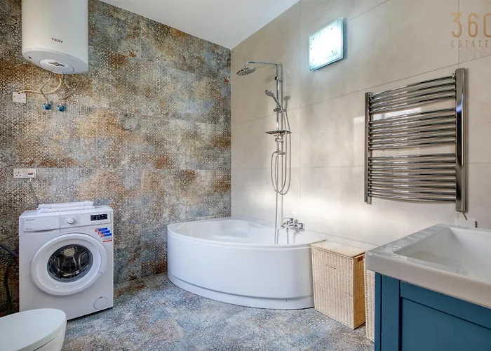 Apartament Comfortable 3br With Balcony, Ac & Wifi By 360 Estates *