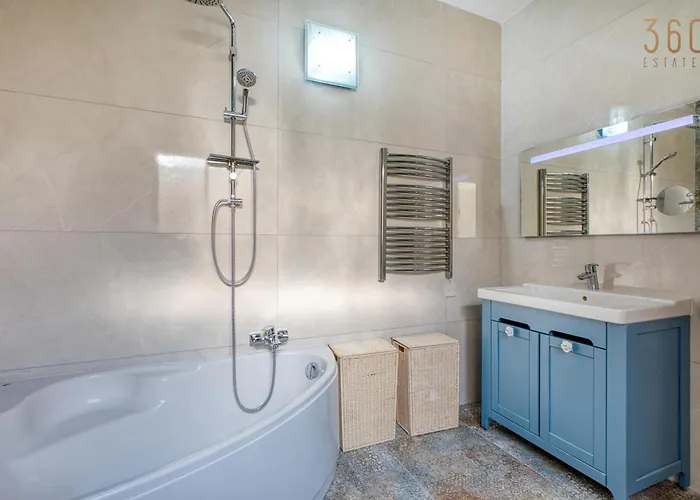 Comfortable 3br With Balcony, Ac & Wifi By 360 Estates * Sliema