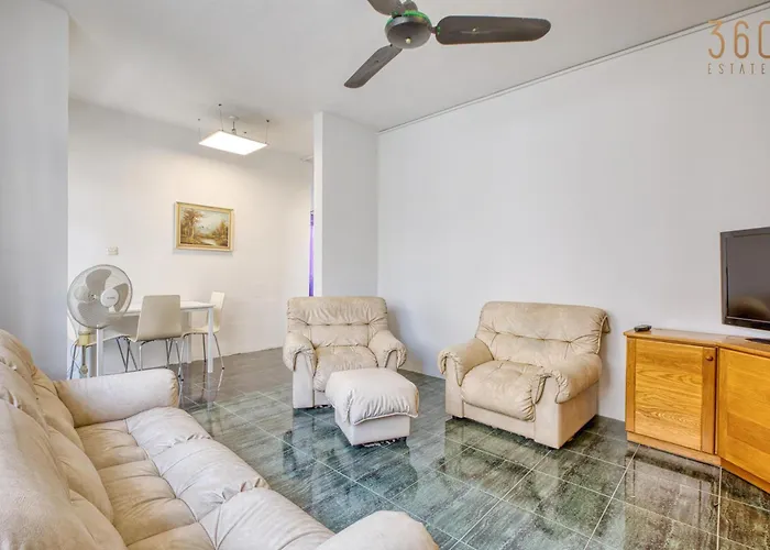 Comfortable 3br With Balcony, Ac & Wifi By 360 Estates Sliema