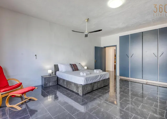 Comfortable 3br With Balcony, Ac & Wifi By 360 Estates * Sliema