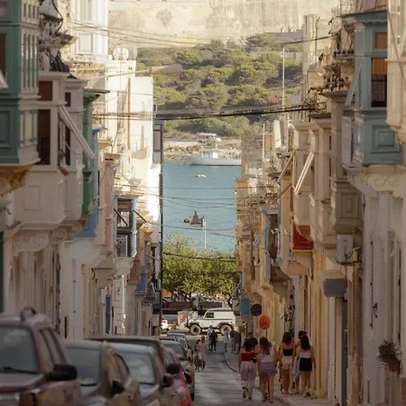 Comfortable 3br With Balcony, Ac & Wifi By 360 Estates *