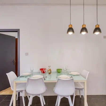 Comfortable 3br With Balcony, Ac & Wifi By 360 Estates Apartment Sliema